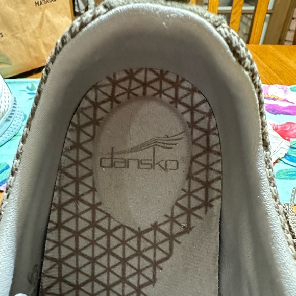 DANSKO Size 39 Tan Lace-up shoes. Worn once. - Picture 5 of 7